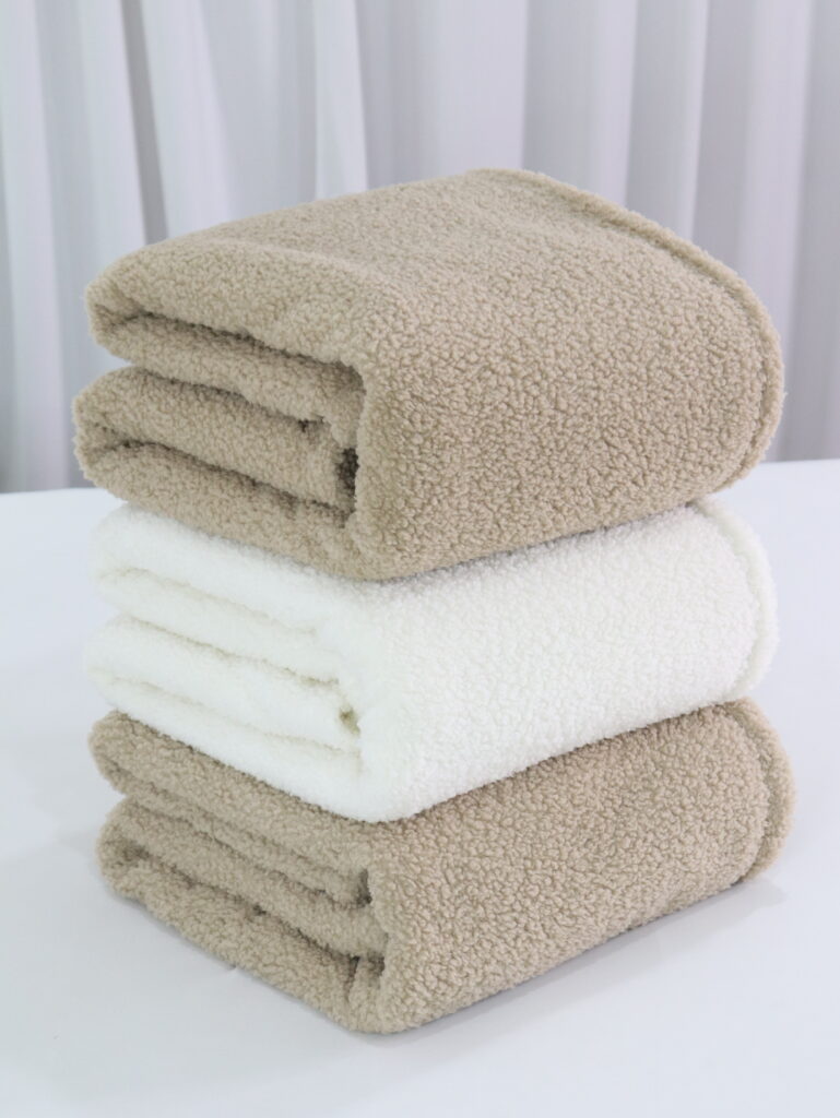 ผ้าห่ม แจกหน้าหนาว ผ้าห่ม แจกหน้าหนาว