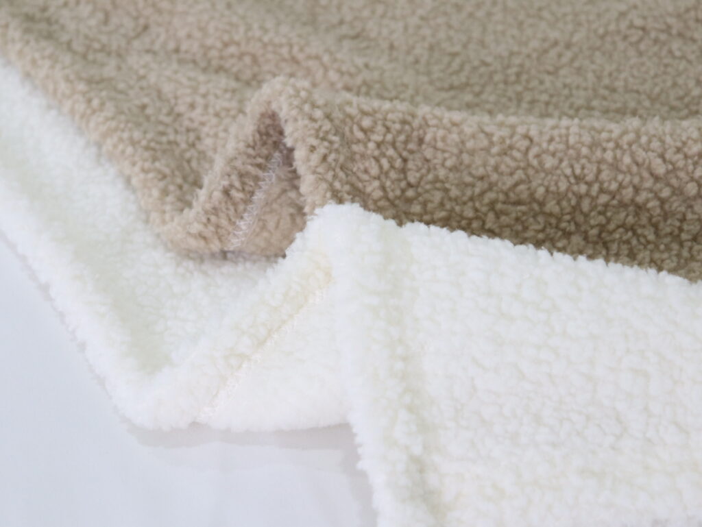 ผ้าห่ม แจกหน้าหนาว ผ้าห่ม แจกหน้าหนาว